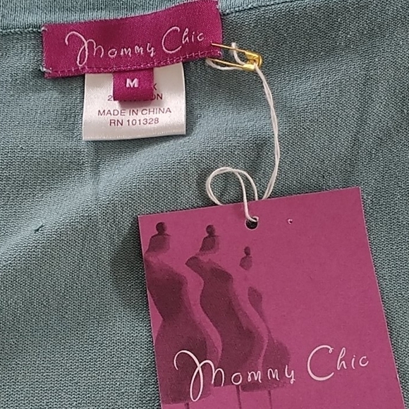 Mommy Chic, Short Sleeve Pullover Top. SZ M - Picture 5 of 9